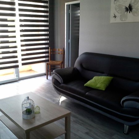 Rentz Martine Apartment Риквир Екстериор снимка