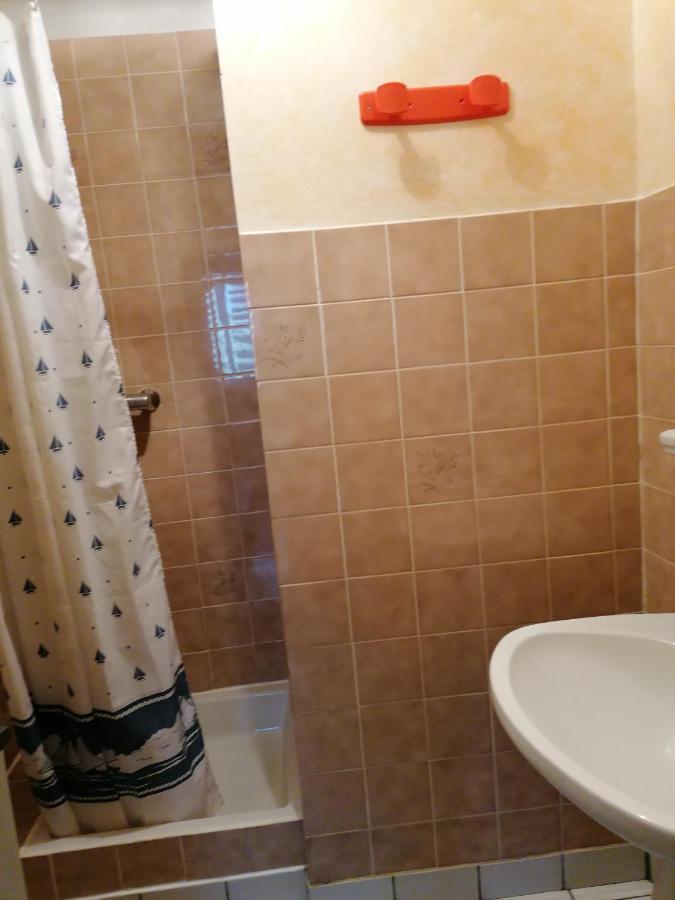 Rentz Martine Apartment Риквир Екстериор снимка